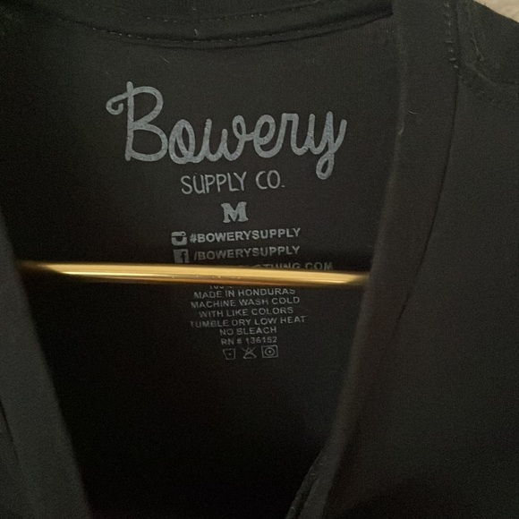 T-shirt - Picture 2 of 2